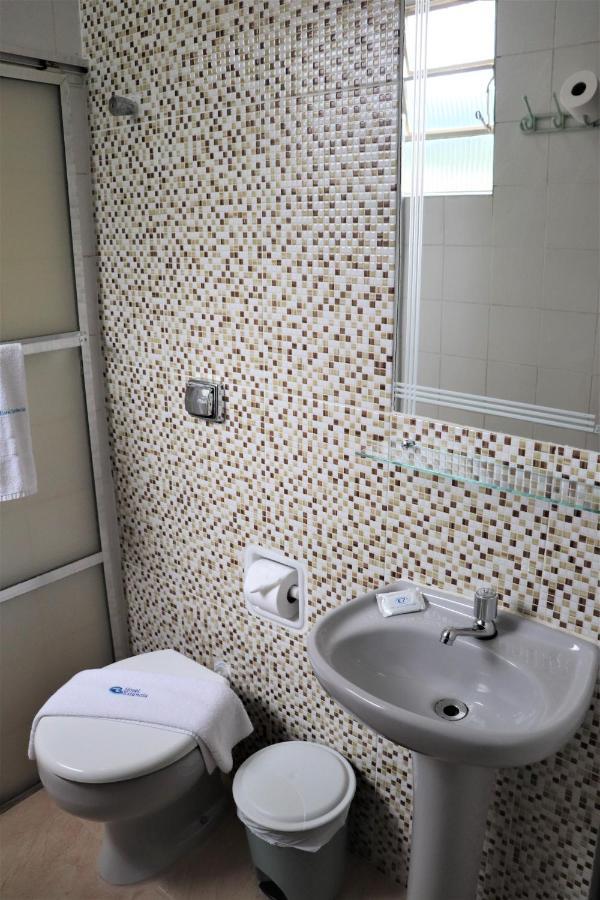 Executive Suite,959314759:JPEG